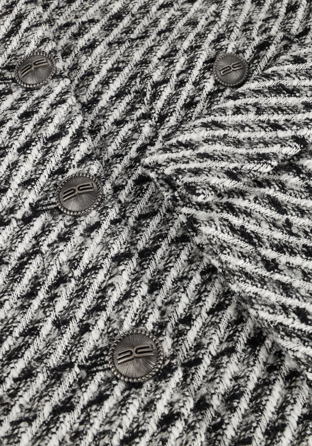 GESTUZ Blazer AMILINAGZ JACKET en noir - large