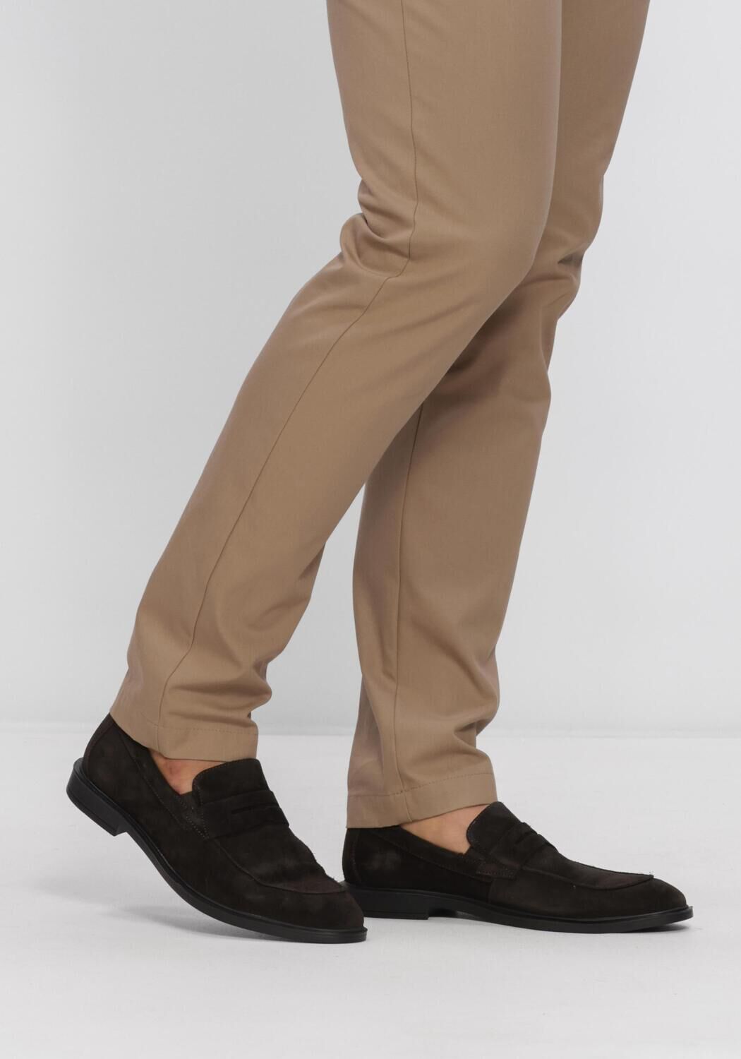 STEFANO LAURAN LUCA Chaussures &agrave; enfiler en marron - large