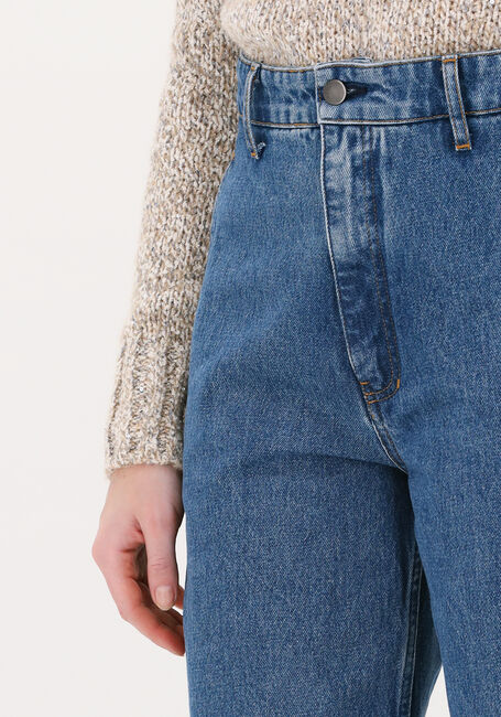 VANILIA Mom jeans TAPERED JEAR en bleu - large