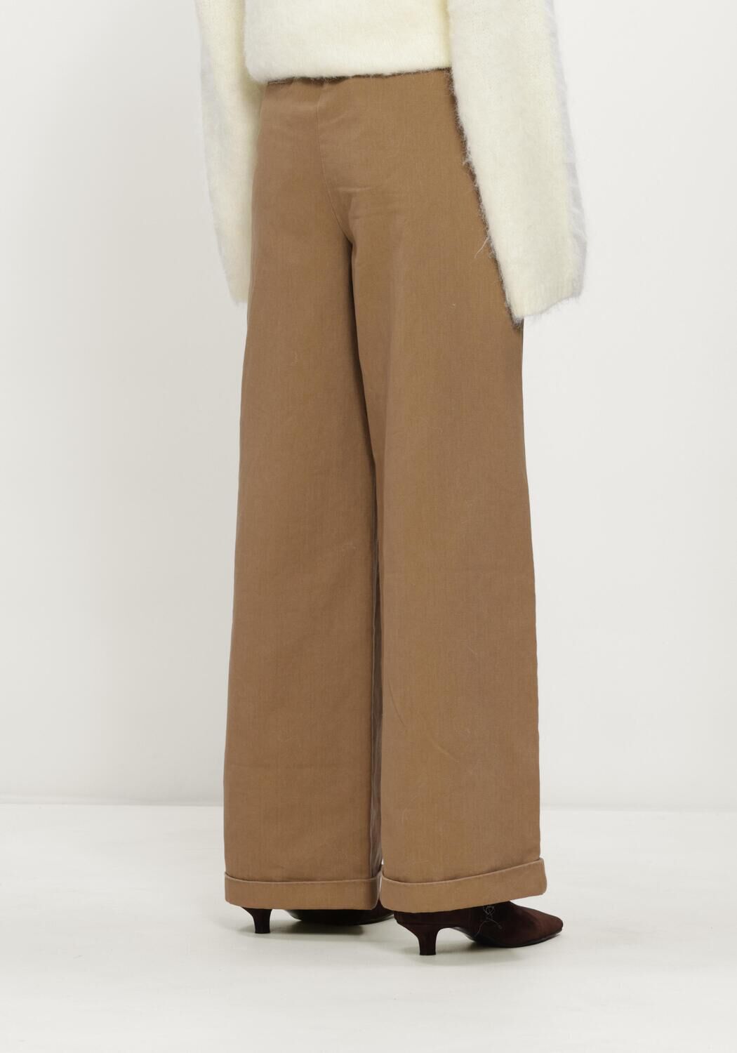 Camel WITHBLACK Wide jeans WBLSTEFFI HW WIDE PANT - large