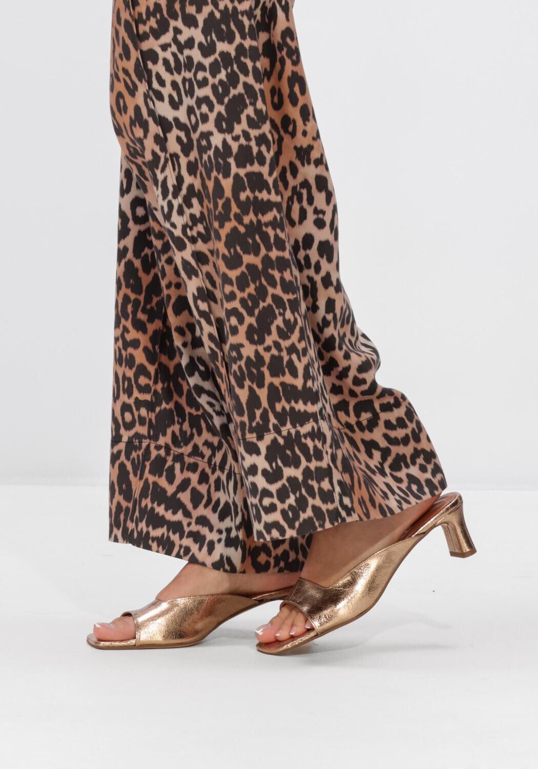 Bruine CTWLK  RAMOUR - large