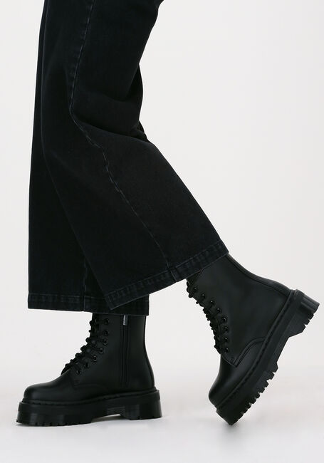Zwarte DR MARTENS  VEGAN JADON II MONO Zwarte DR MARTENS  VEGAN JADON II MONO - large