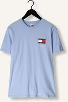 Lichtblauwe TOMMY JEANS T-shirt TJM SLIM ESSENTIAL FLAG TEE Lichtblauwe TOMMY JEANS T-shirt TJM SLIM ESSENTIAL FLAG TEE - medium