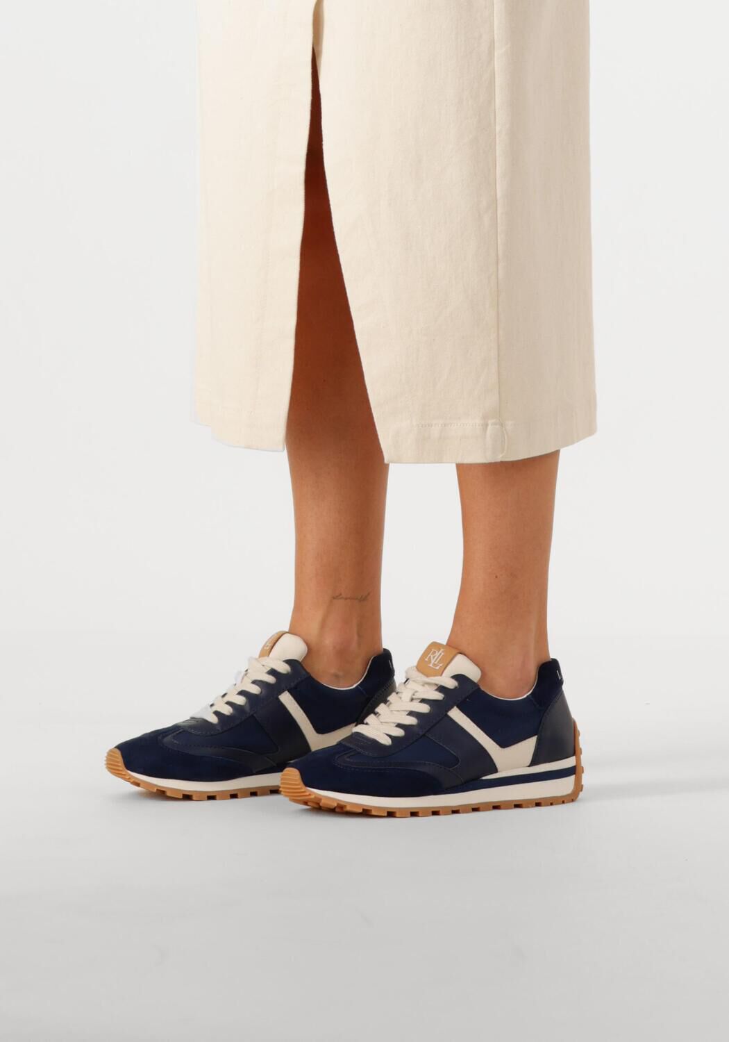 LAUREN RALPH LAUREN Baskets basses DANI LOW TOP LACE en bleu - large