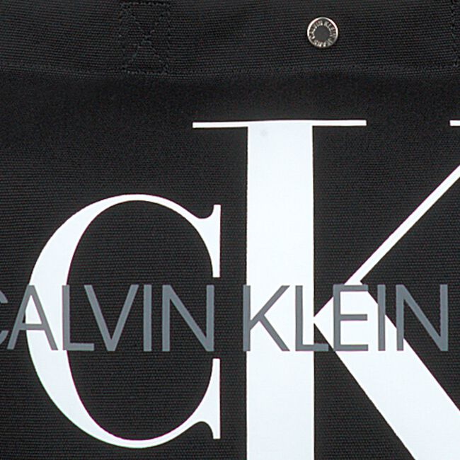 CALVIN KLEIN Shopper E/W BOTTOM TOTE MONOGRAM en noir - large