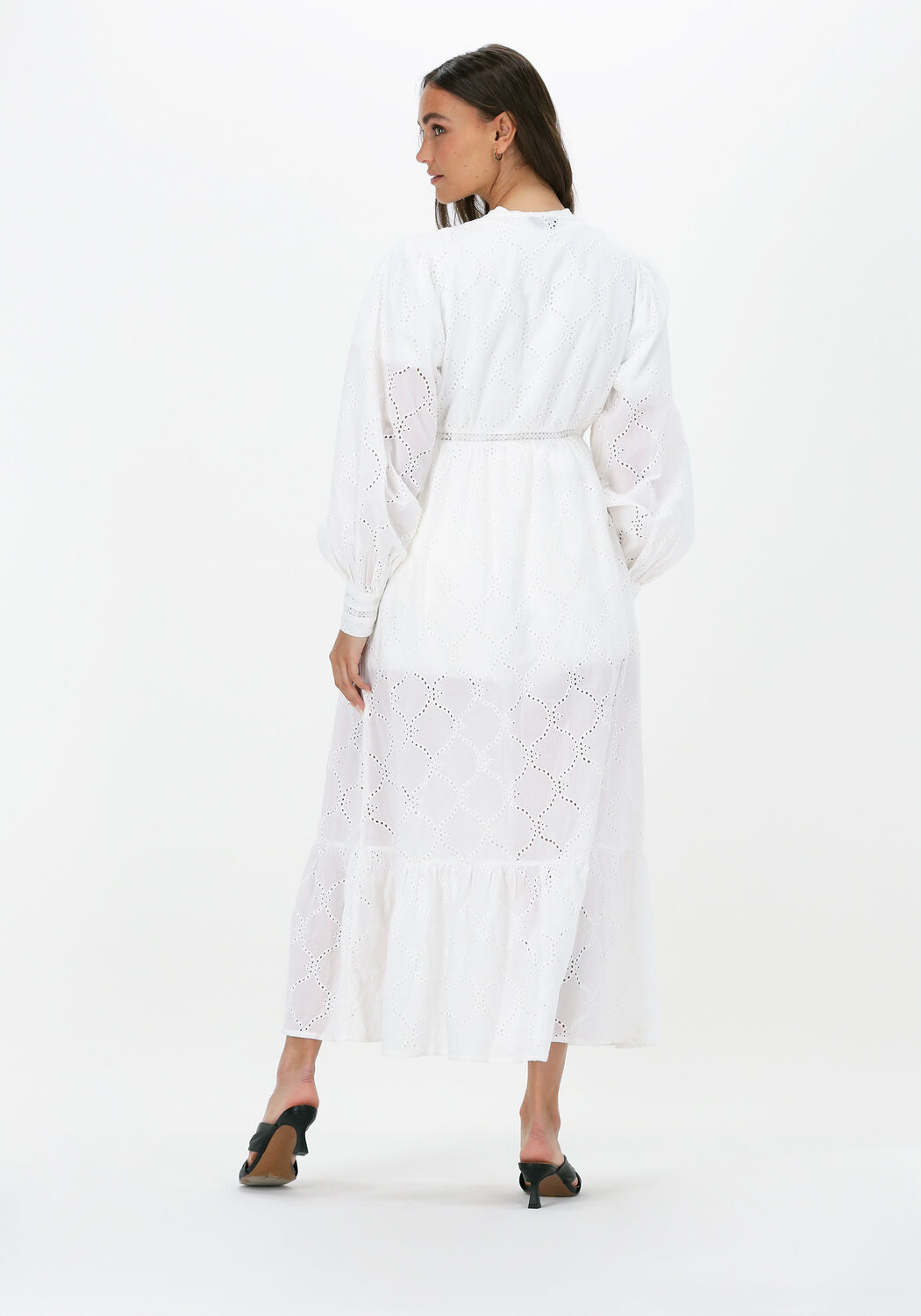 Witte jurk broderie 2025