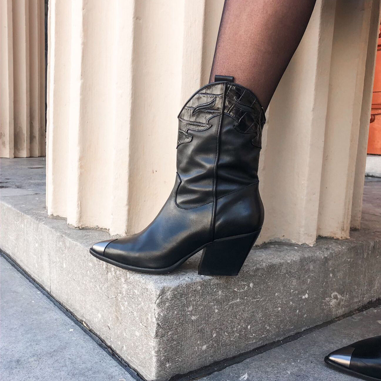 Zwarte NOTRE-V Enkellaarsjes A1360 - large