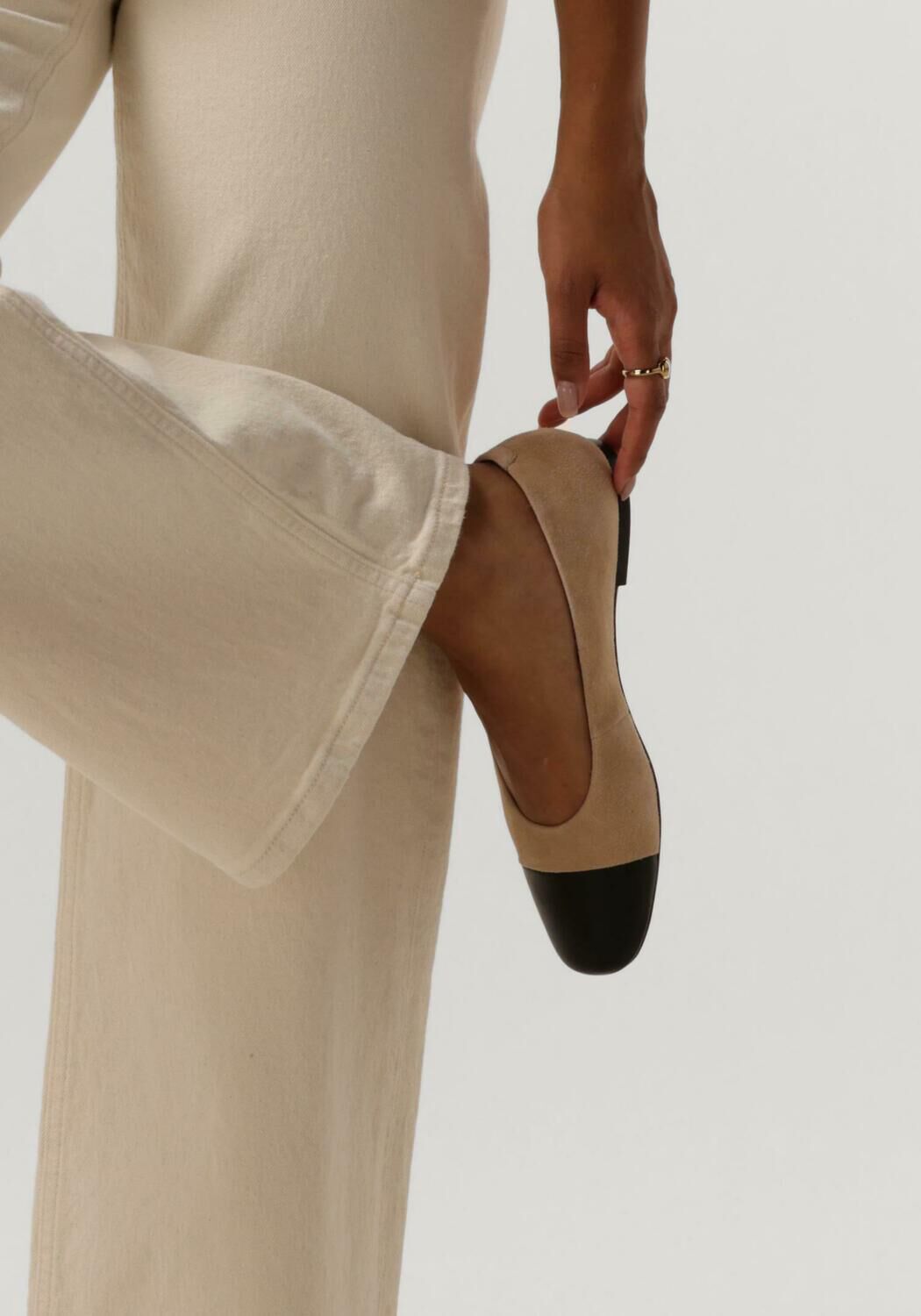 VAGABOND SHOEMAKERS JOLIN 642 Ballerines en beige - large