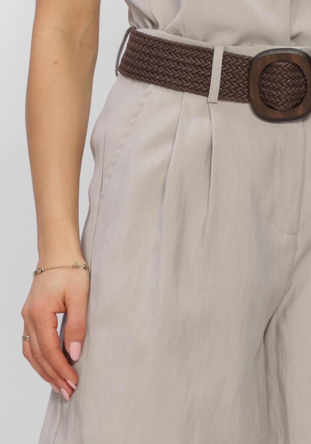 Grijze WITHBLACK Broeken/jumpsuits WBLMARITSA HW TAILORED SHORTS - large