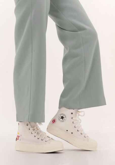 Witte CONVERSE Sneakers CHUCK TAYLOR ALL STAR LIFT - large