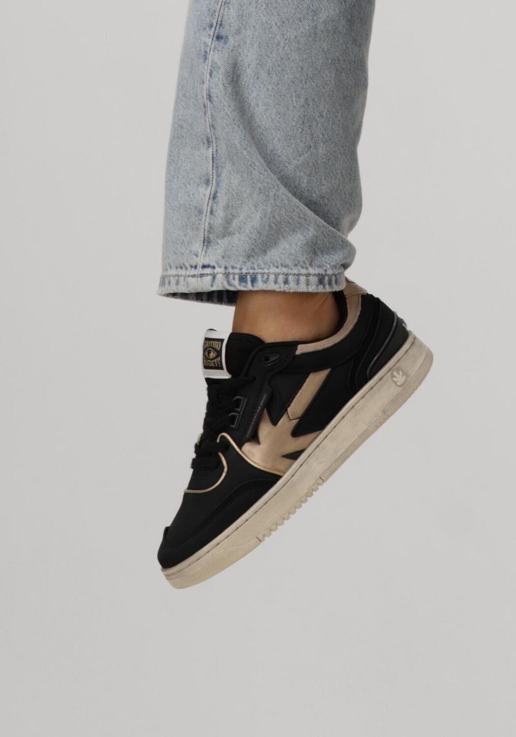 KAOTIKO Baskets basses BOSTON PIPING METAL en noir - large