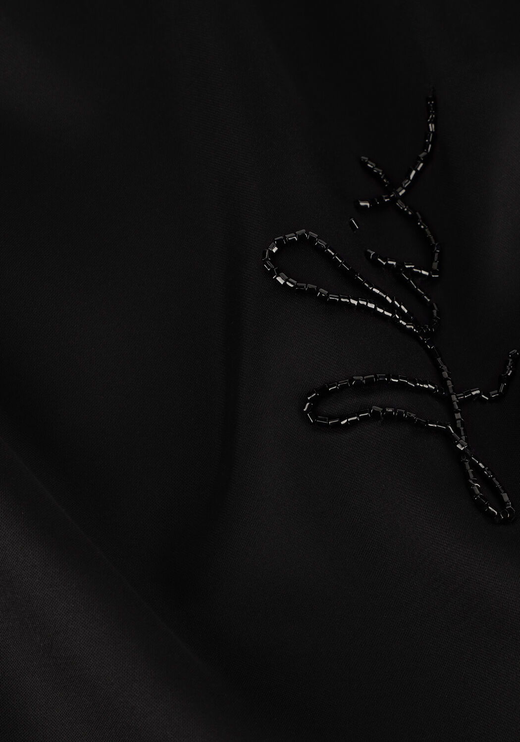 ALIX THE LABEL Haut LADIES WOVEN SATIN BEADED CAMISOLE en noir - large