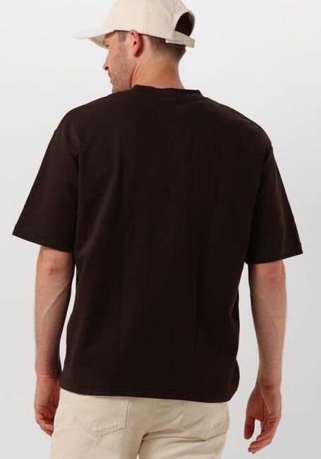 SELECTED HOMME T-shirt SLHLOOSEOSCAR SS O-NECK TEE NOOS en marron - large