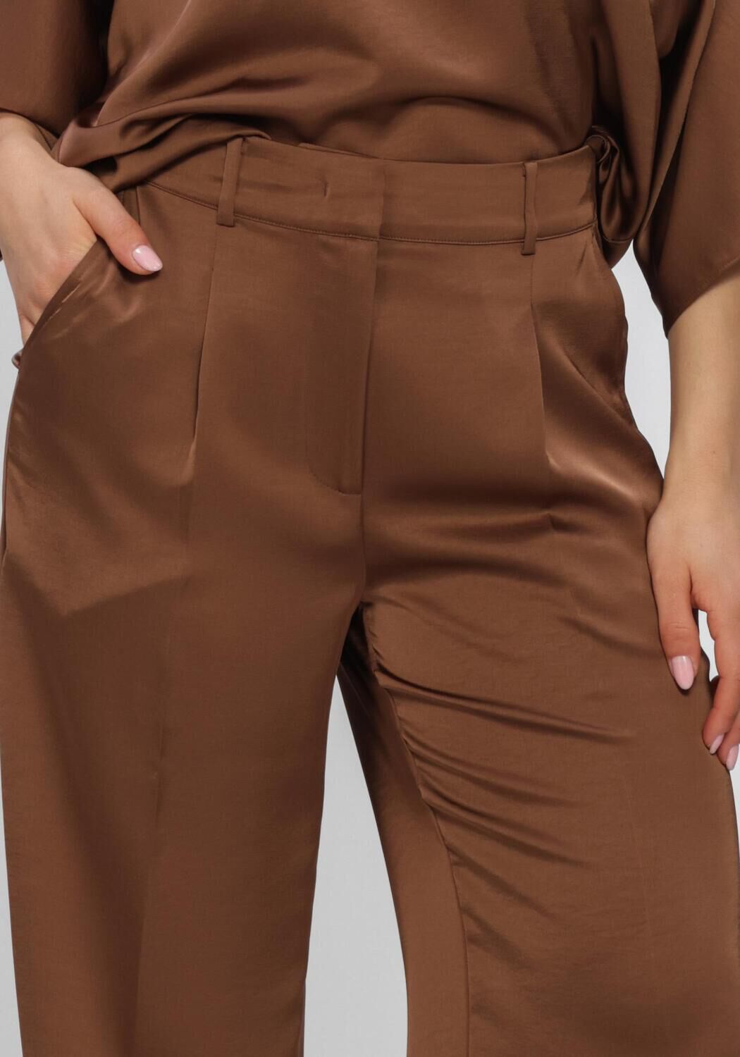 DANTE6 JULES SATIN SMART PANTS Pantalons en marron - large