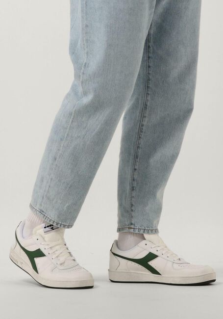 Witte DIADORA Lage sneakers MAGIC BASKET LOW ICONA - large