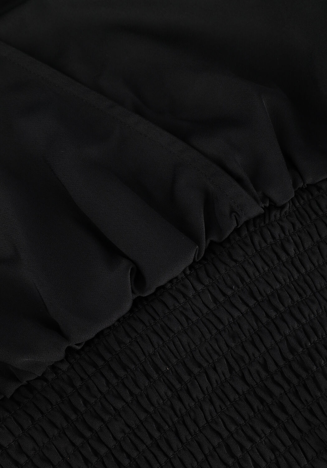 Zwarte ANOTHER LABEL T-shirt LINNEA SHINY TOP L/S - large