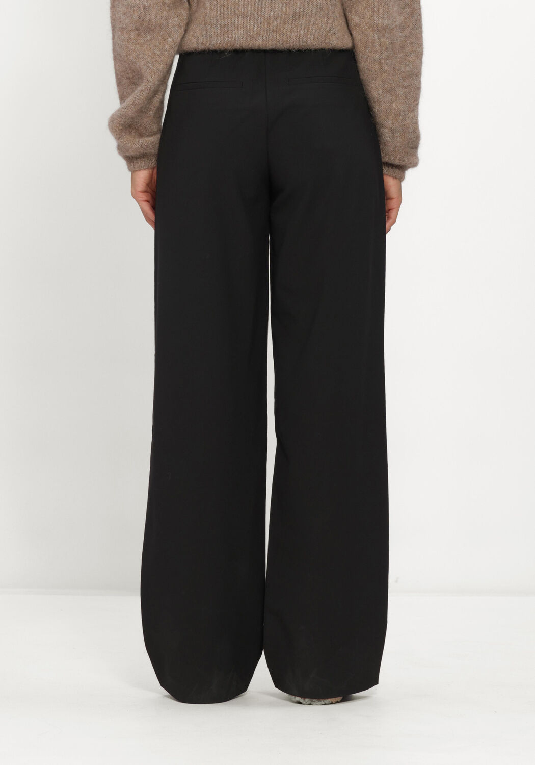 FIVEUNITS Pantalon large DORA 285 en noir - large