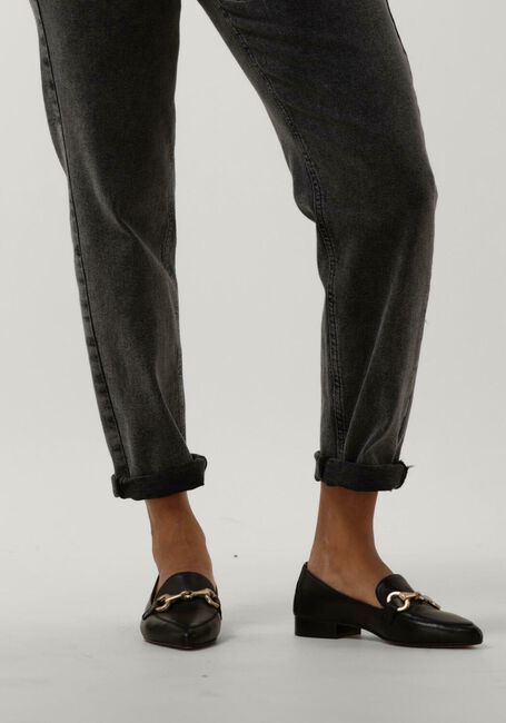 NOTRE-V 06-44 Loafers en noir - large