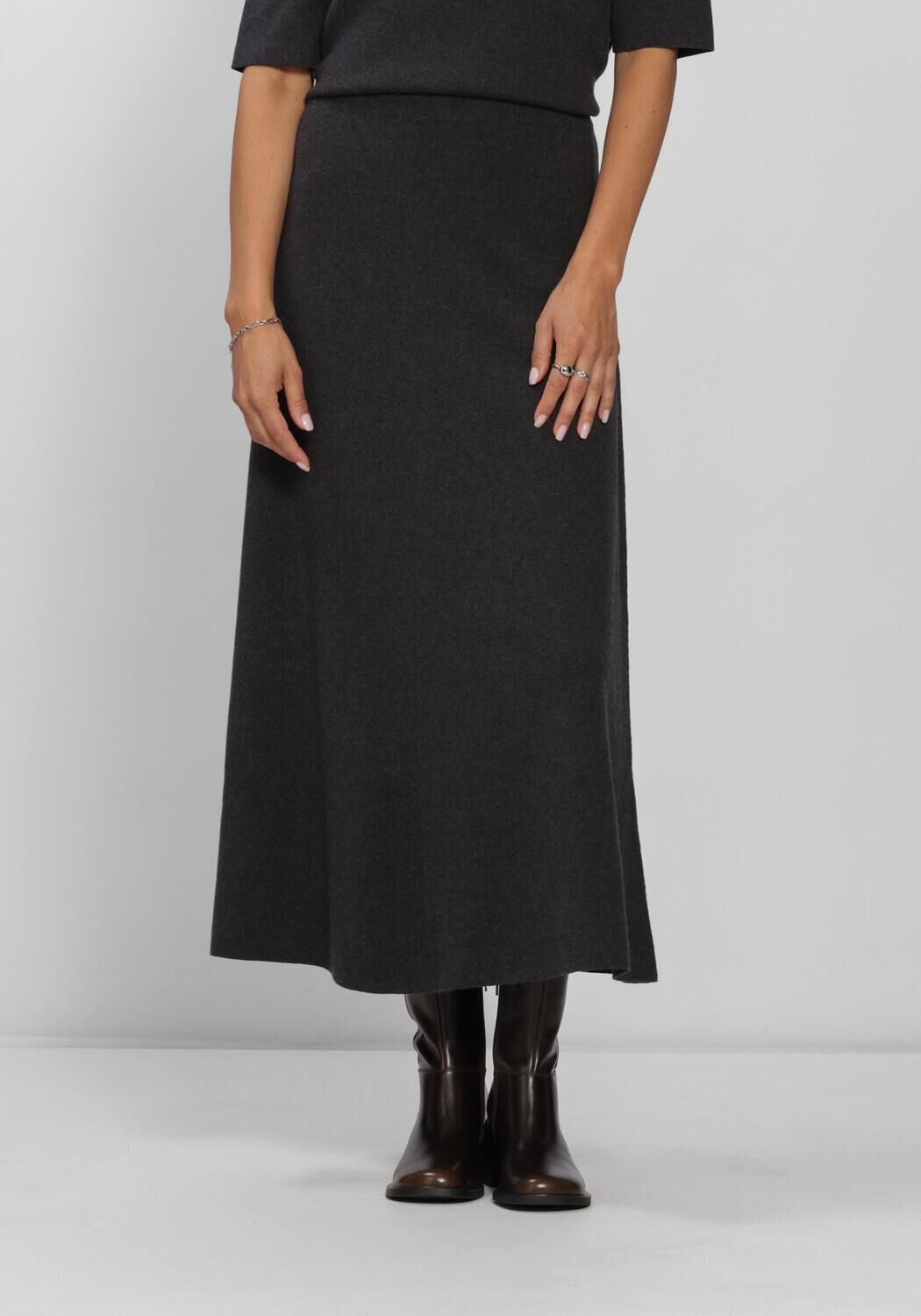 KNIT-TED Gilet VEERLE SKIRT Anthracite - large