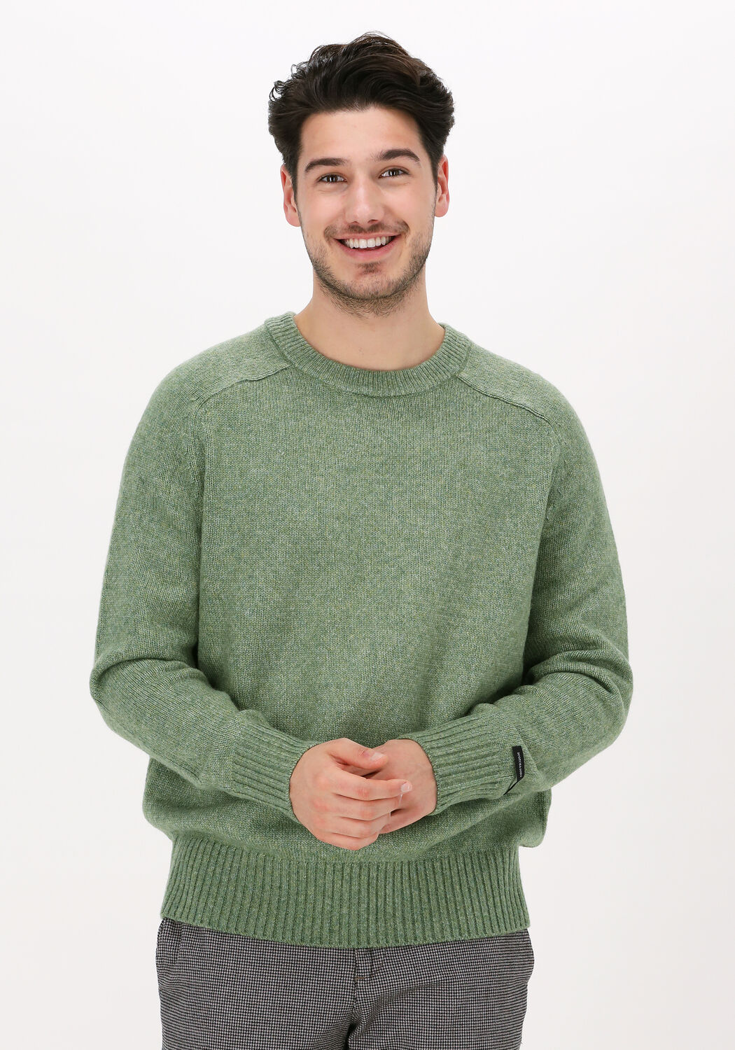 Pull scotch online and soda