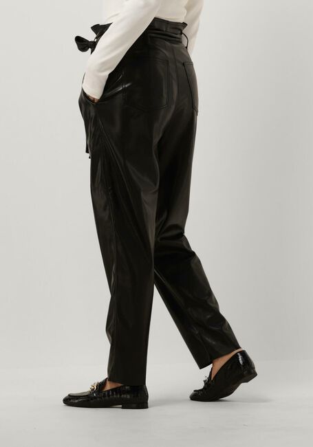MES DEMOISELLES Pantalon BROCK en noir - large