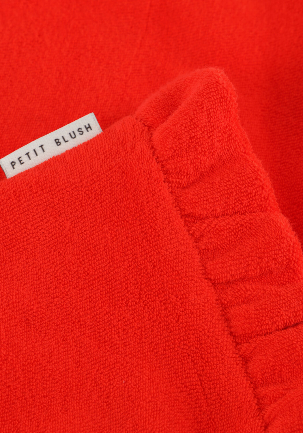 PETIT BLUSH Pantalon courte TOWEL SHORT en rouge - large