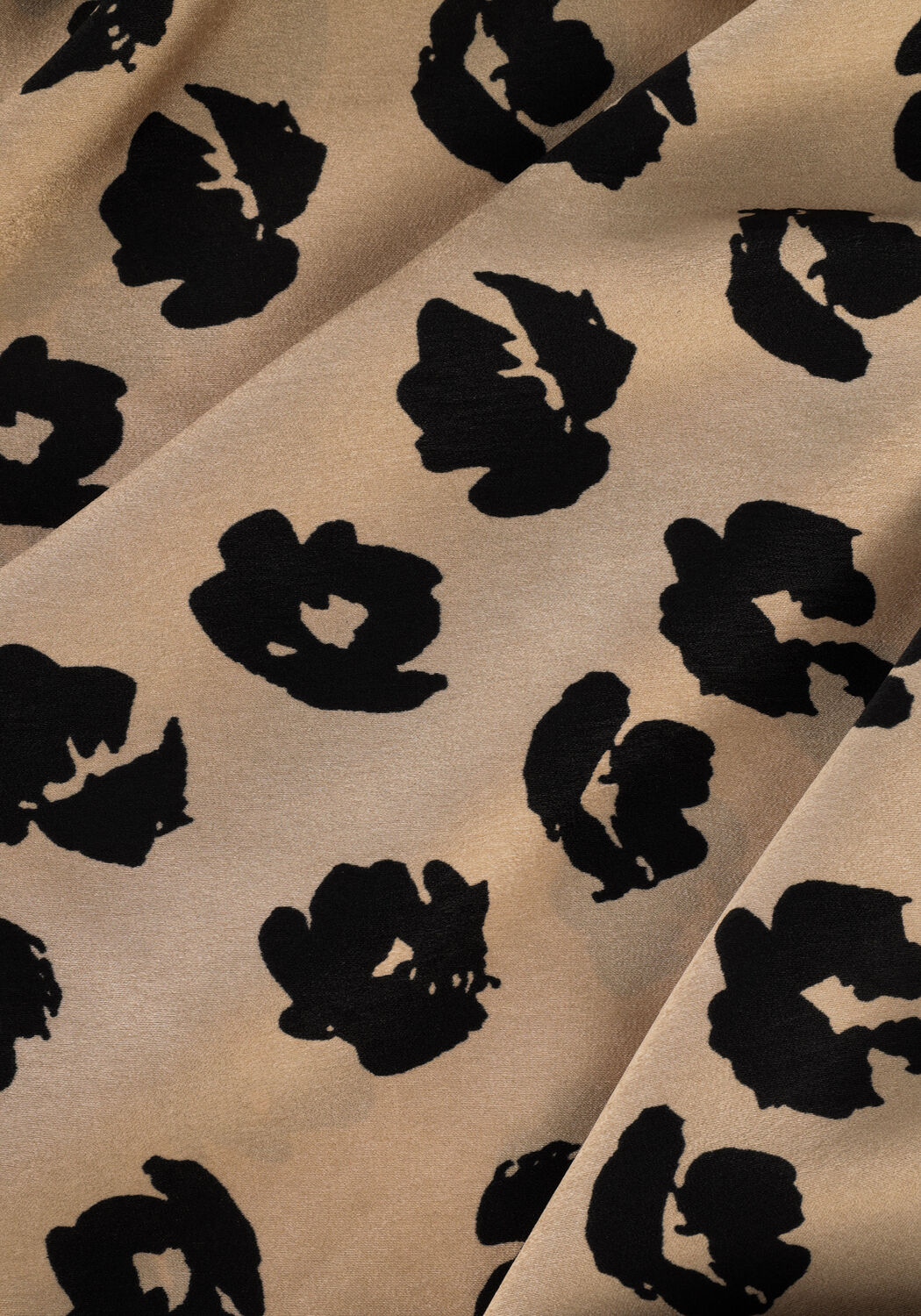 NEO NOIR Jupe maxi BOVARY DISTRESSED DOT SKIRT en taupe - large