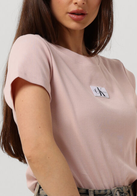 CALVIN KLEIN T-shirt WOVEN LABEL RIB SLIM TEE Rose clair - large