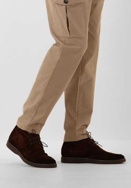 MAGNANNI 25622 Chaussures à lacets en marron - large