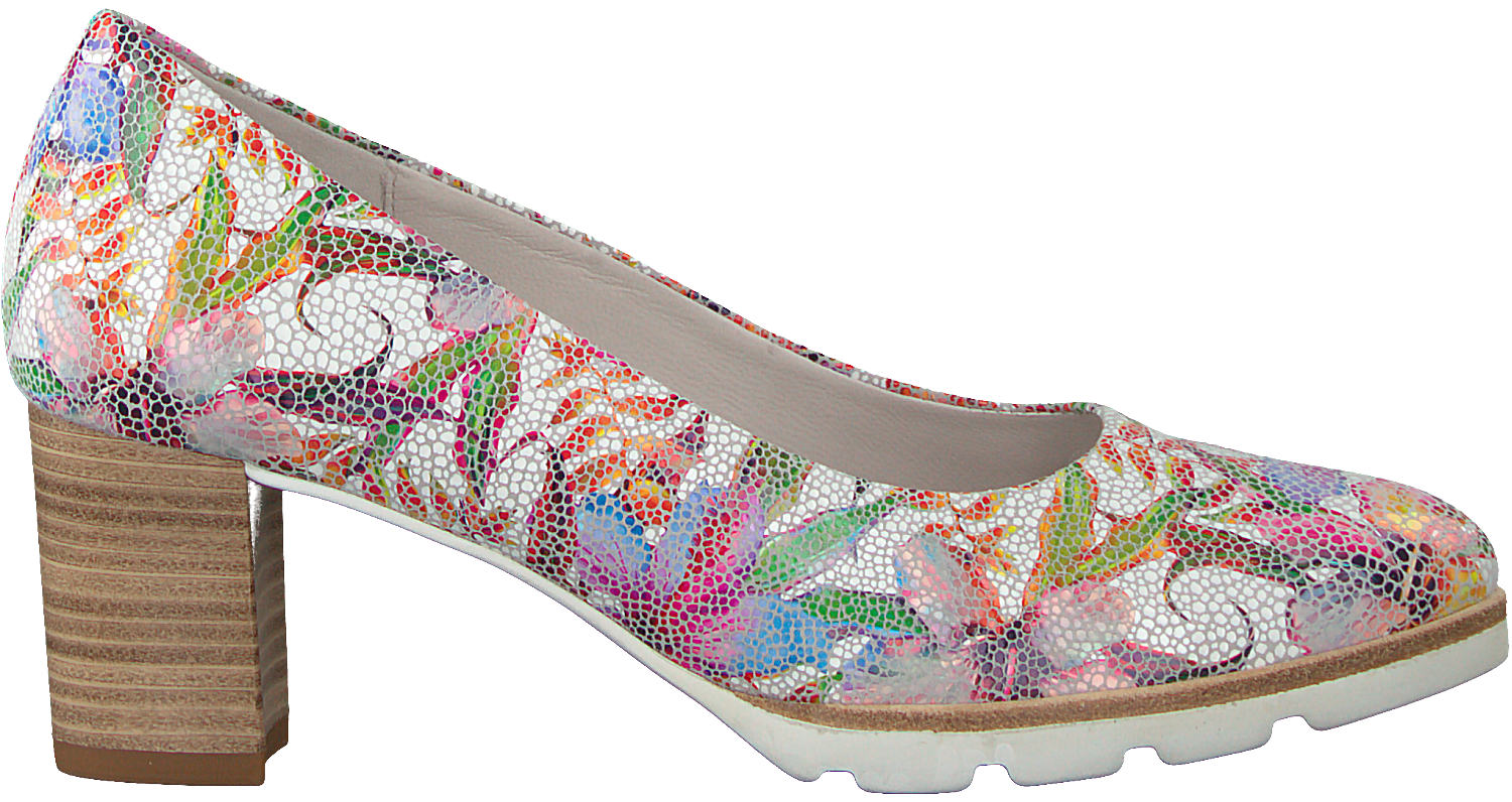 Welke schoenen draag je onder een trouwjurk? - Trouwen / wedding inspiration