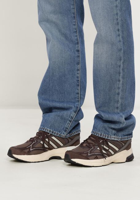 ADIDAS Baskets basses SPIRITAIN 2000 en marron - large
