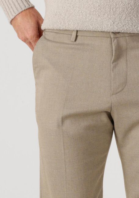 DRYKORN Chino AJEND_RGLR 120238 en beige - large