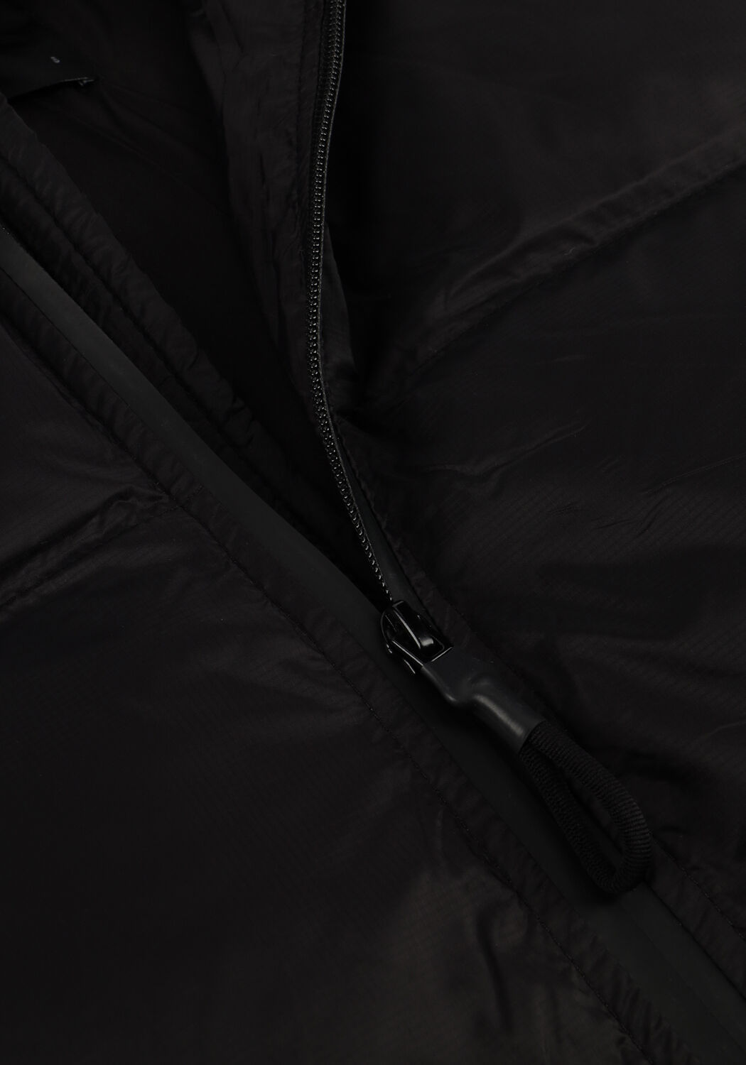 Zwarte WITHBLACK Gewatteerde jas WBLEMMA SHORT DOWN PUFFER JACKET - large