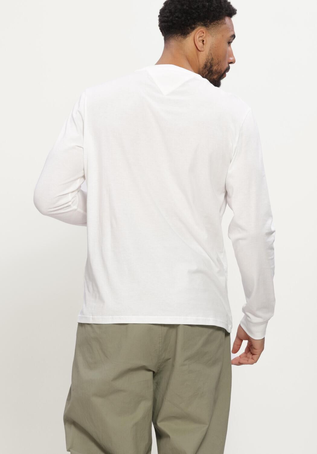 TOMMY JEANS T-shirt TJM SLIM SIGNATURE CHEST TEE LS en blanc - large
