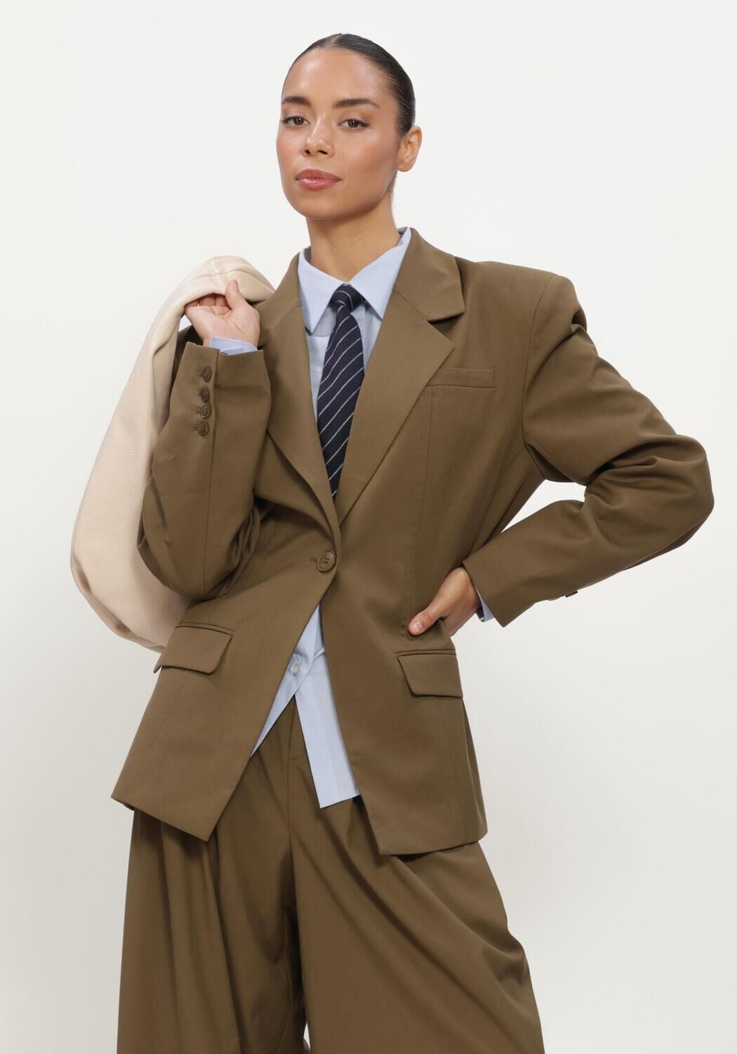 GESTUZ GZOLIVIA OZ BLAZER Blazers en vert - large