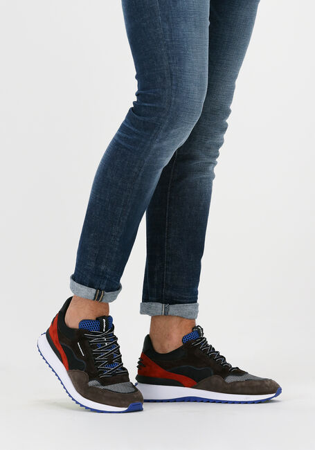 FLORIS VAN BOMMEL Baskets basses SFM-10100 en marron - large