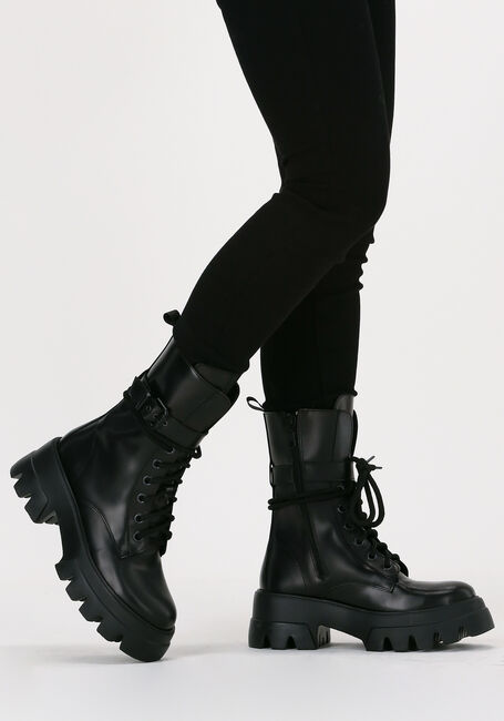 CATARINA MARTINS Bottines &agrave; lacets BONUM MID 68 en noir - large