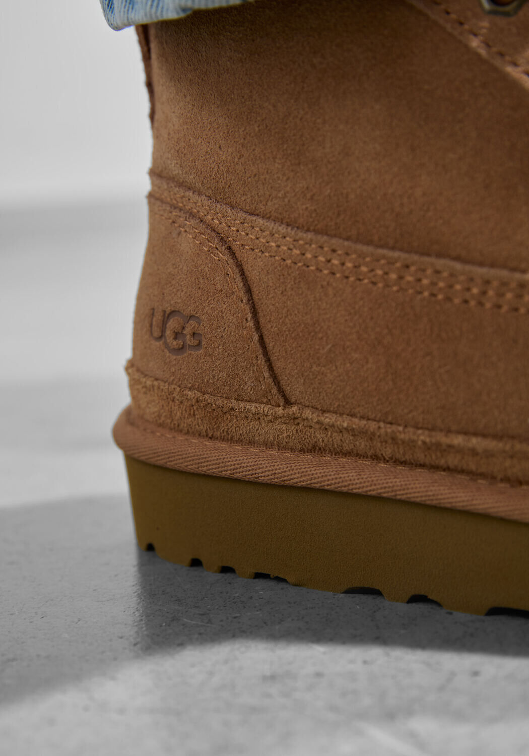 UGG Bottines &agrave; lacets M NEUMEL MOC en cognac - large