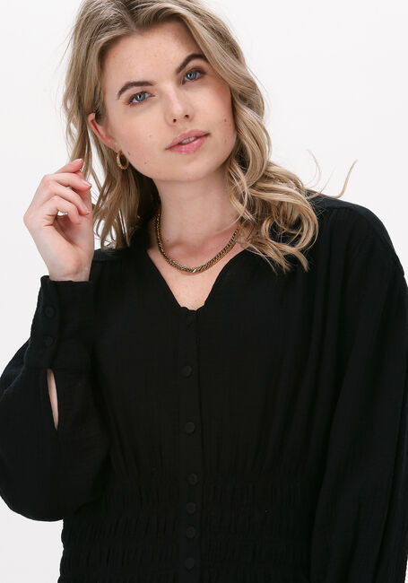 DEVOTION Robe midi LEBITHA en noir - large