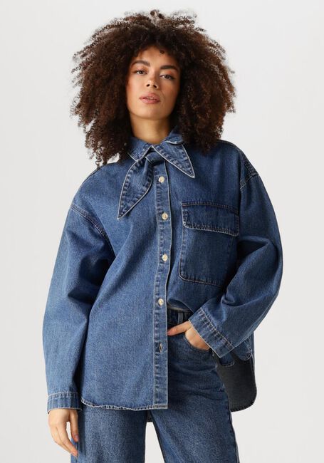 EDITED OVERSIZE ANISHA OVERSHIRT Blouses en bleu - large