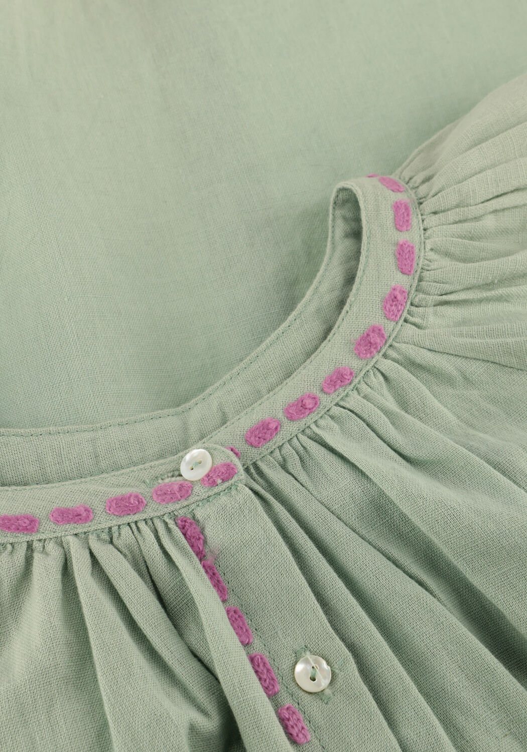 JENEST COLETTE BLOUSE Blouses en vert - large