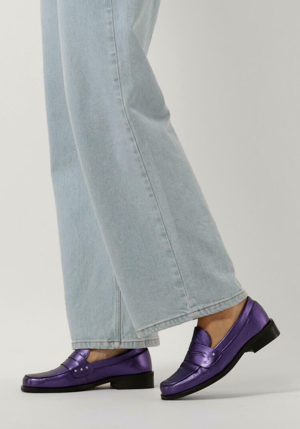 FABIENNE CHAPOT PIM LOAFER Loafers en violet - large