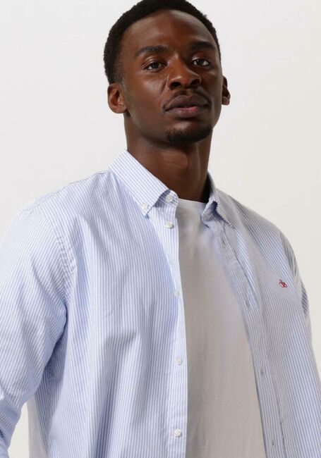 SCOTCH & SODA Chemise décontracté ESSENTIAL OXFORD STRIPE SHIRT en bleu - large