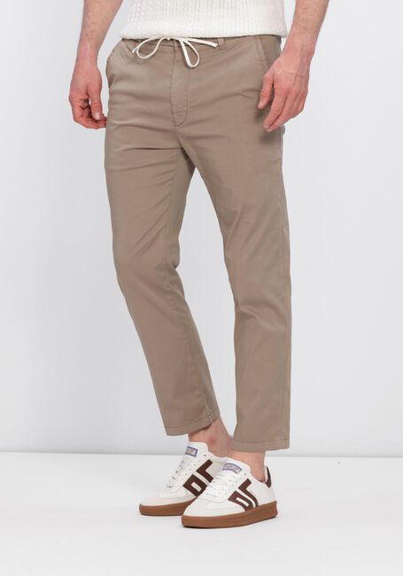 DRYKORN Chino DEGER 270131 en beige - large