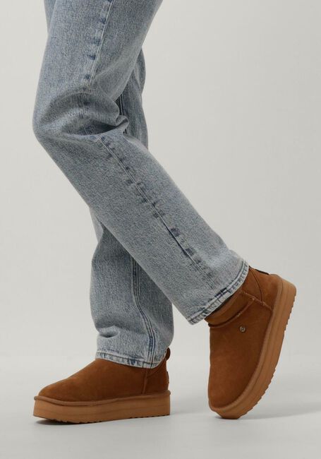 WARMBAT Bottes fourrure DURACK PLATEAU en cognac - large