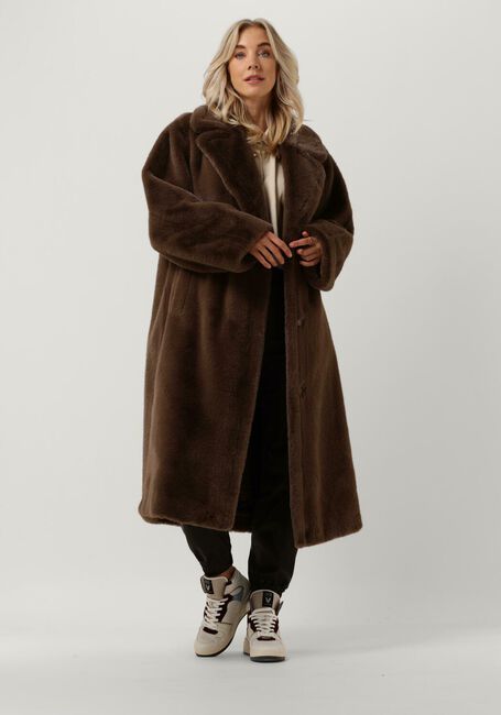 STAND STUDIO Manteau en fausse fourrure MARIA COAT SOFT en marron - large