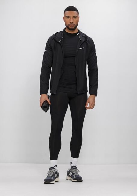 Zwarte NIKE T-shirt NIKE MILLER - large