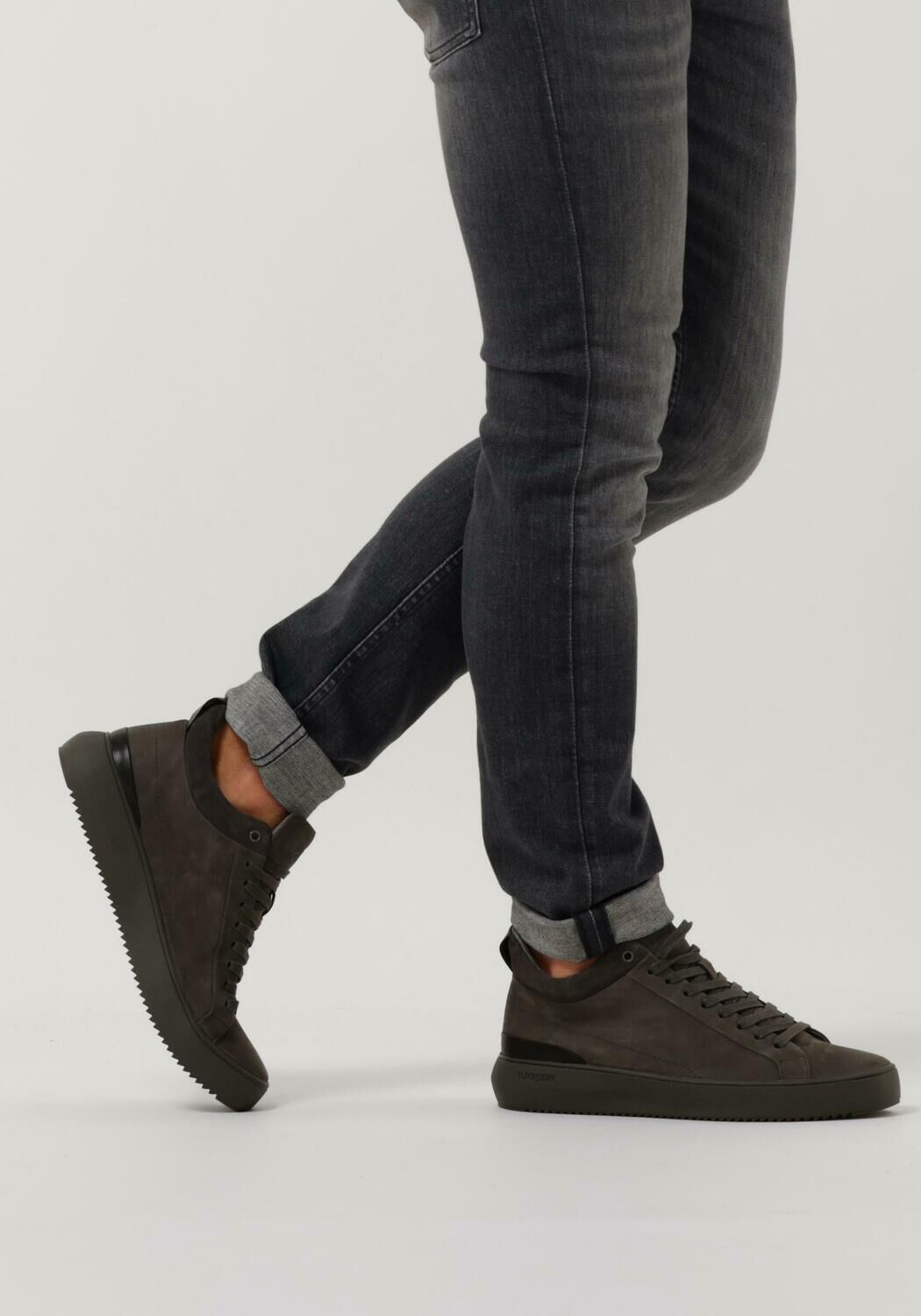 BLACKSTONE Baskets basses YG23 en gris - large