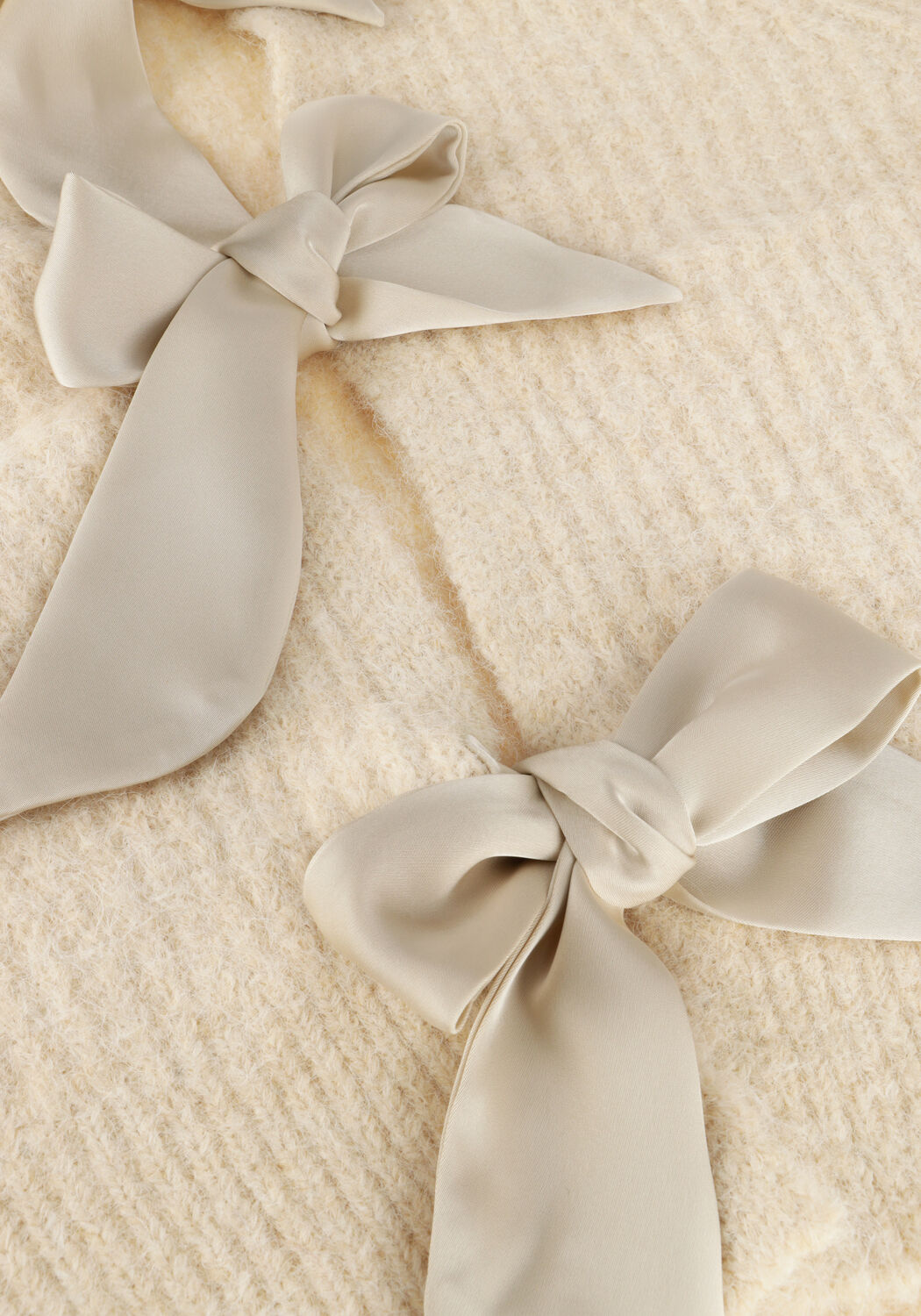 Ecru CO'COUTURE Trui CORALIE CC BOW RIB CARDIGAN - large