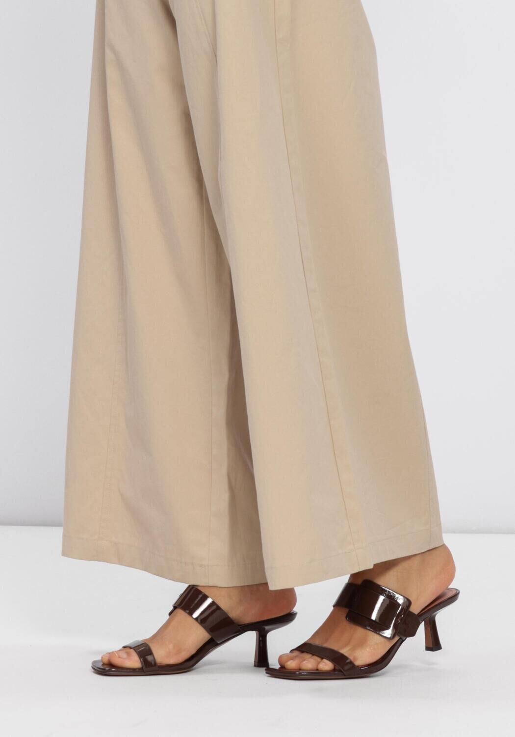 Bruine BIBI LOU  662Z21VK MULES - large